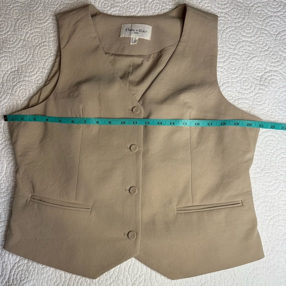 Haver and Blair Beige Button-Up Vest - Picture 4 of 7